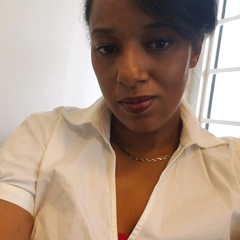 Meet your Posher, Ashley